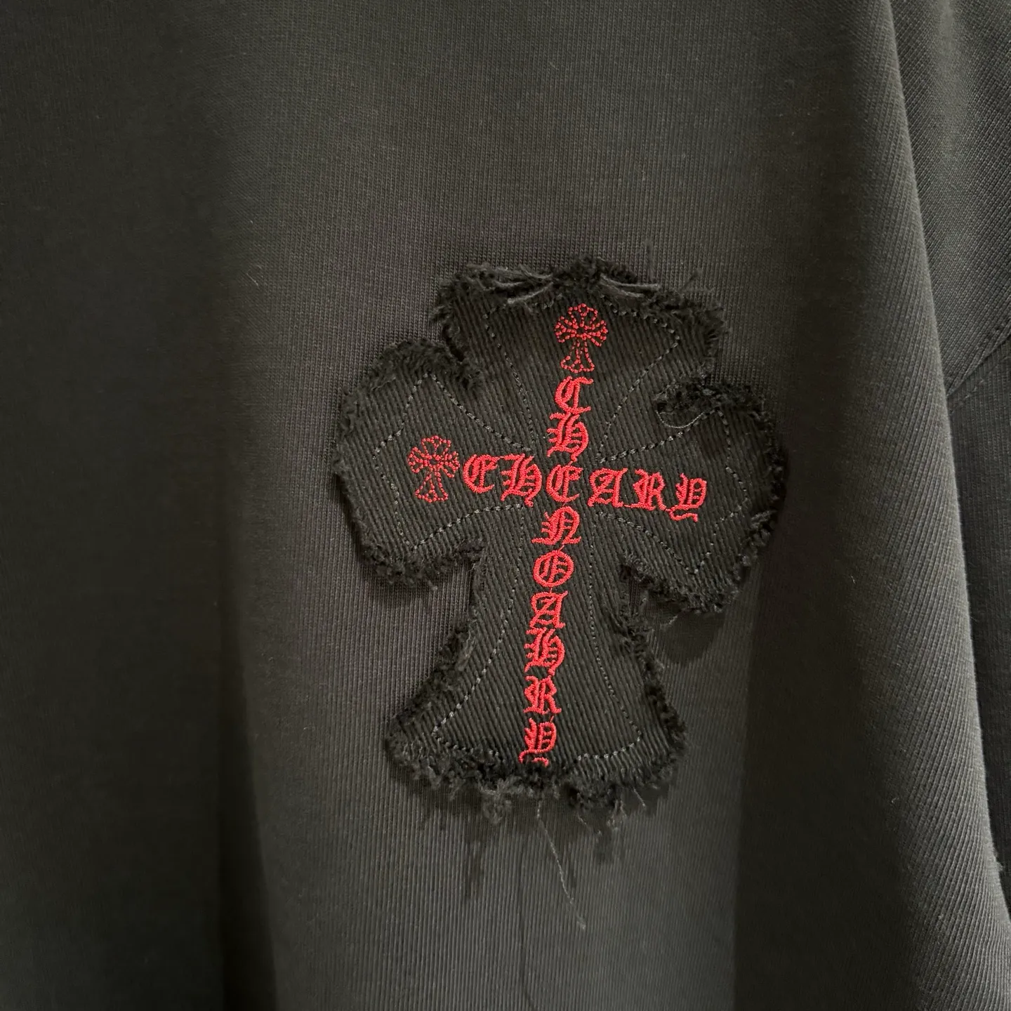 🅿️350 [Strict quality control] CH Croixin's new long-sleeved sweatshirt T-shirt. Heavy 420g double yarn fabric. Wash the whole garment twice. Frayed and torn on all four sides. Heavy fabric. The neckline is made of icy Solona. Loose fit. Deep, wide and stylish. No deformation or shrinkage. Color: 3 colors, black, white and gray. Size: M-2xl